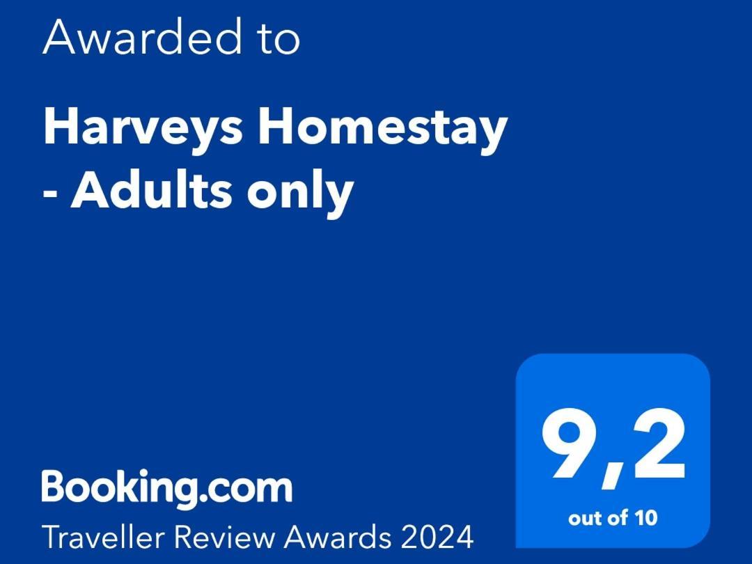 Harveys Homestay - Adults Only Mieres  ภายนอก รูปภาพ